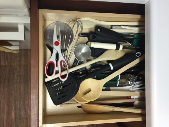 Monthly Challenge  2.1: Drawer Organizer